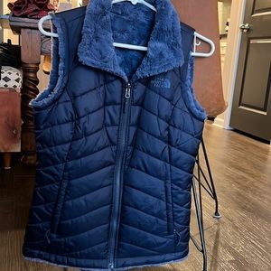 The North Face Reversible Navy Vest (Size Small)